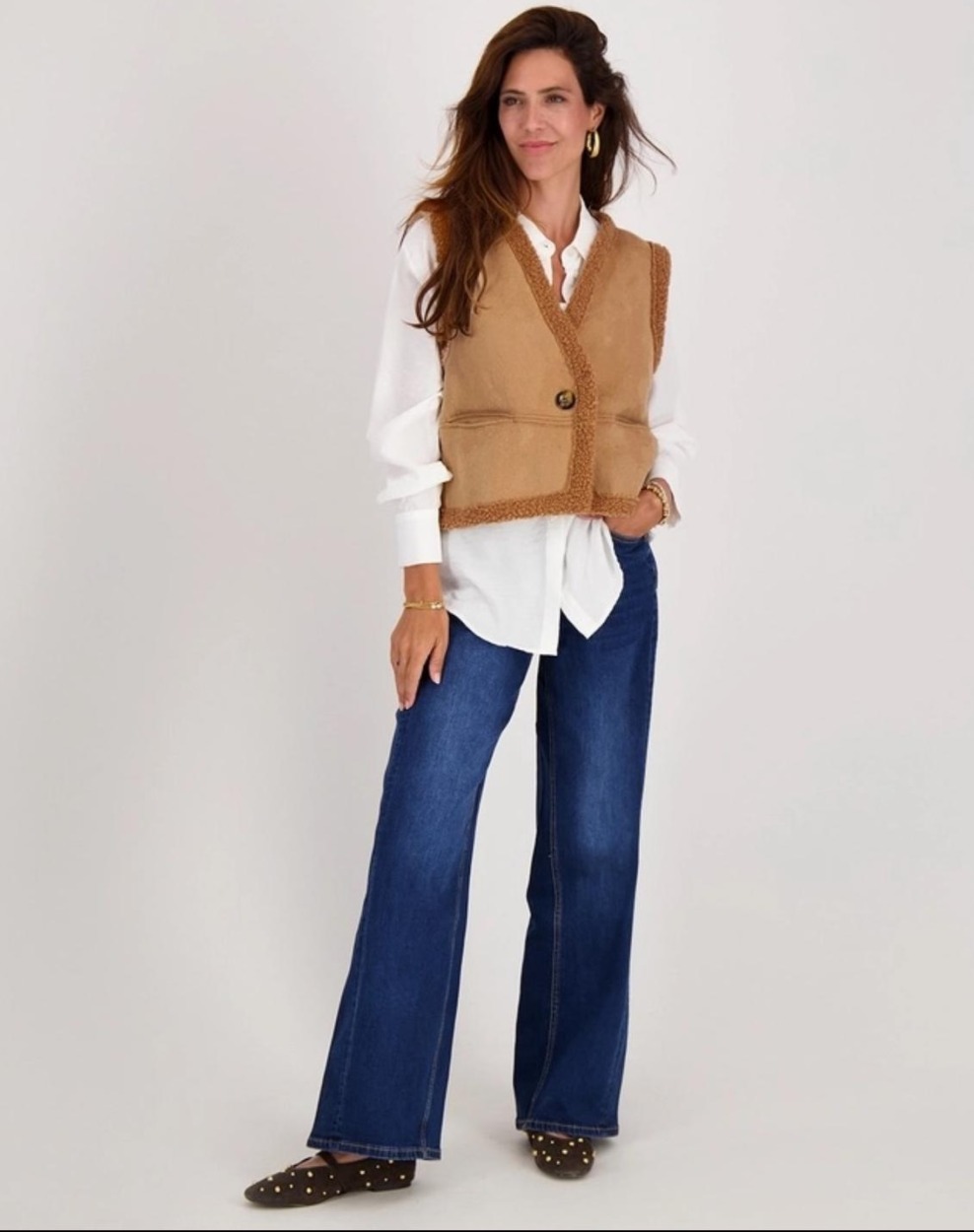 WhatsApp Image 2025-11-14 at 10.25.13 (7)