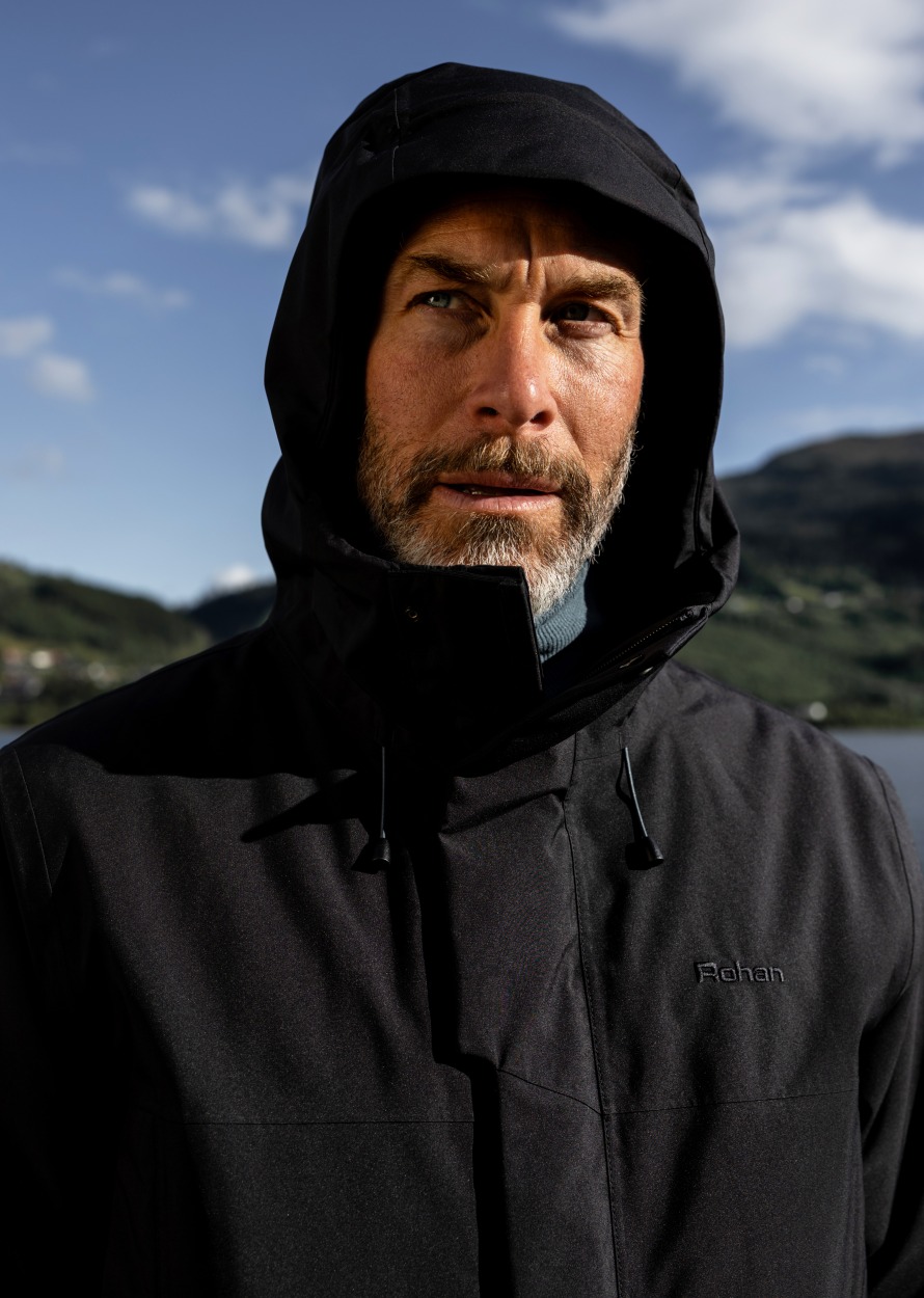 M_Bowland_Jacket_M’s_Black_Microgrid_Jacket_M’s_Shadow_Blue_Shoreline_Polo_LS_M’s_GreenBlue_Stripe_Stretch_Bags_M’s_Tund(13)