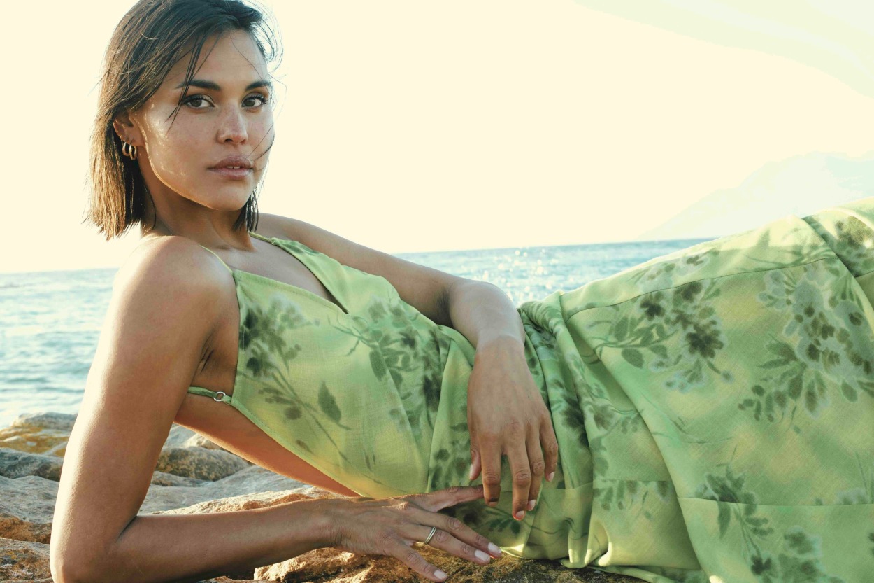 2-roos-ates-high-res