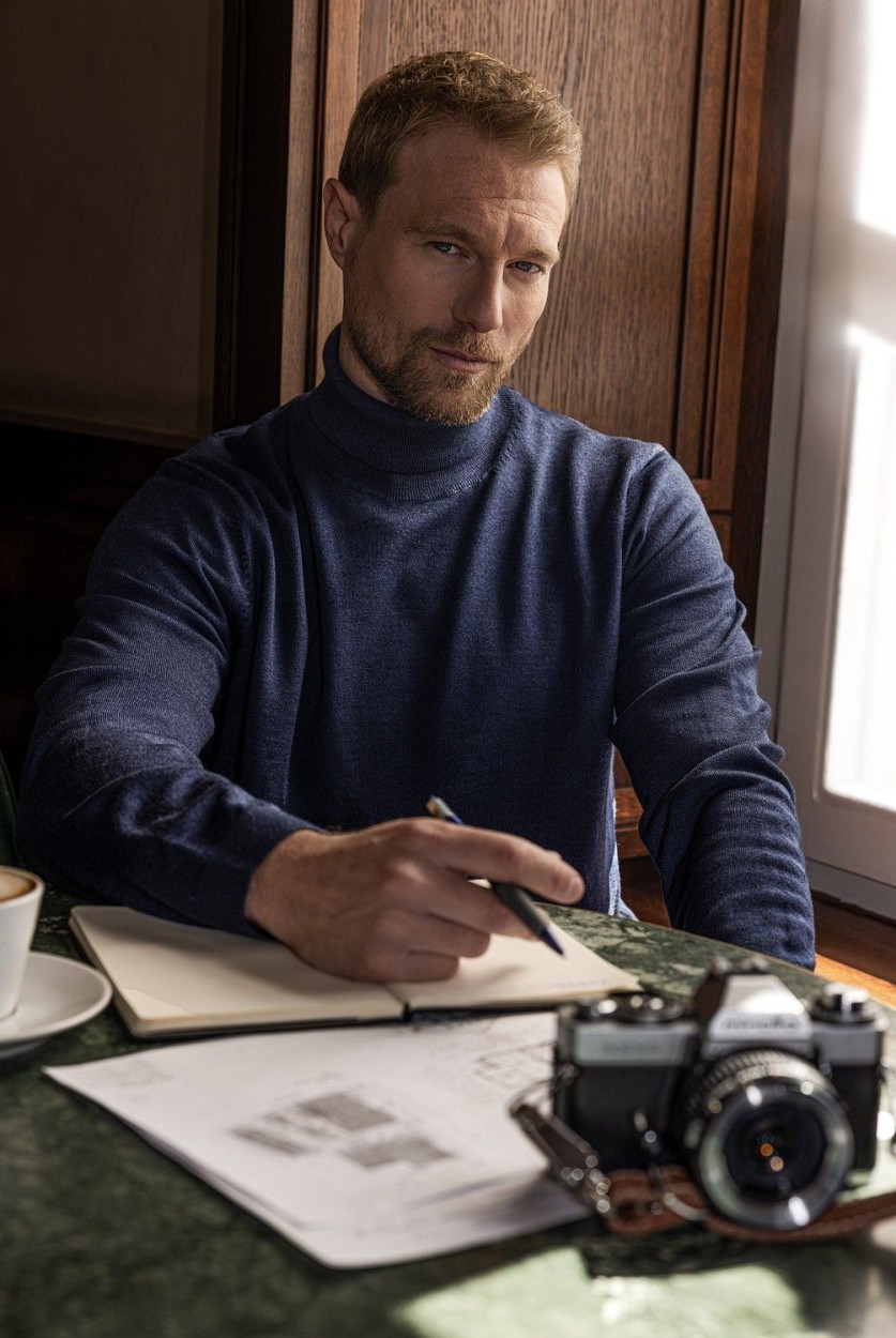 26-christian-becker-main-book